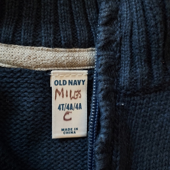 4T Toddler Boy BUNDLE Navy Knit Sweater, Button Down Shirts, Vest Suit, Short - Picture 4 of 16